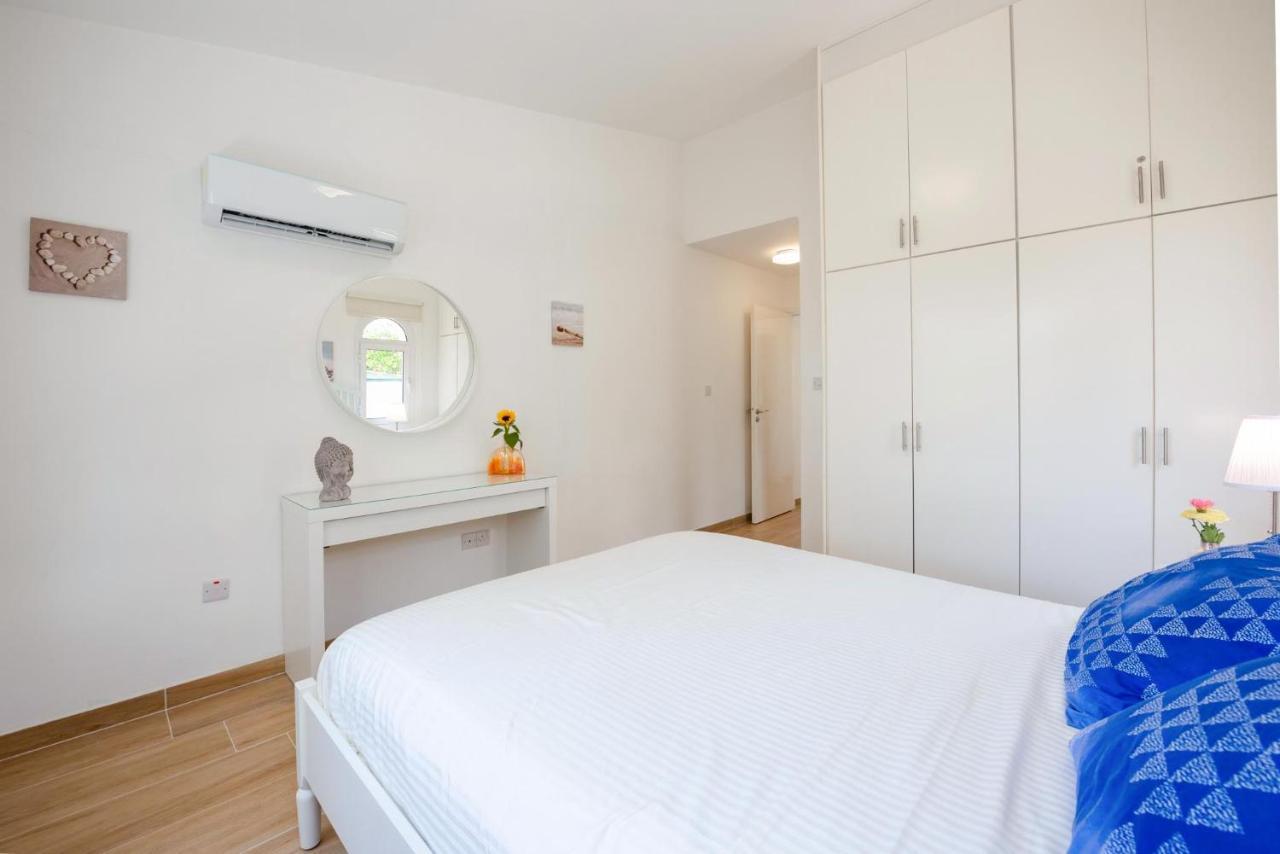 Bungalow Mikaella By Ezoria Villas Coral Bay Ngoại thất bức ảnh