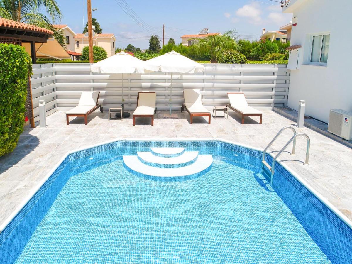 Bungalow Mikaella By Ezoria Villas Coral Bay Ngoại thất bức ảnh