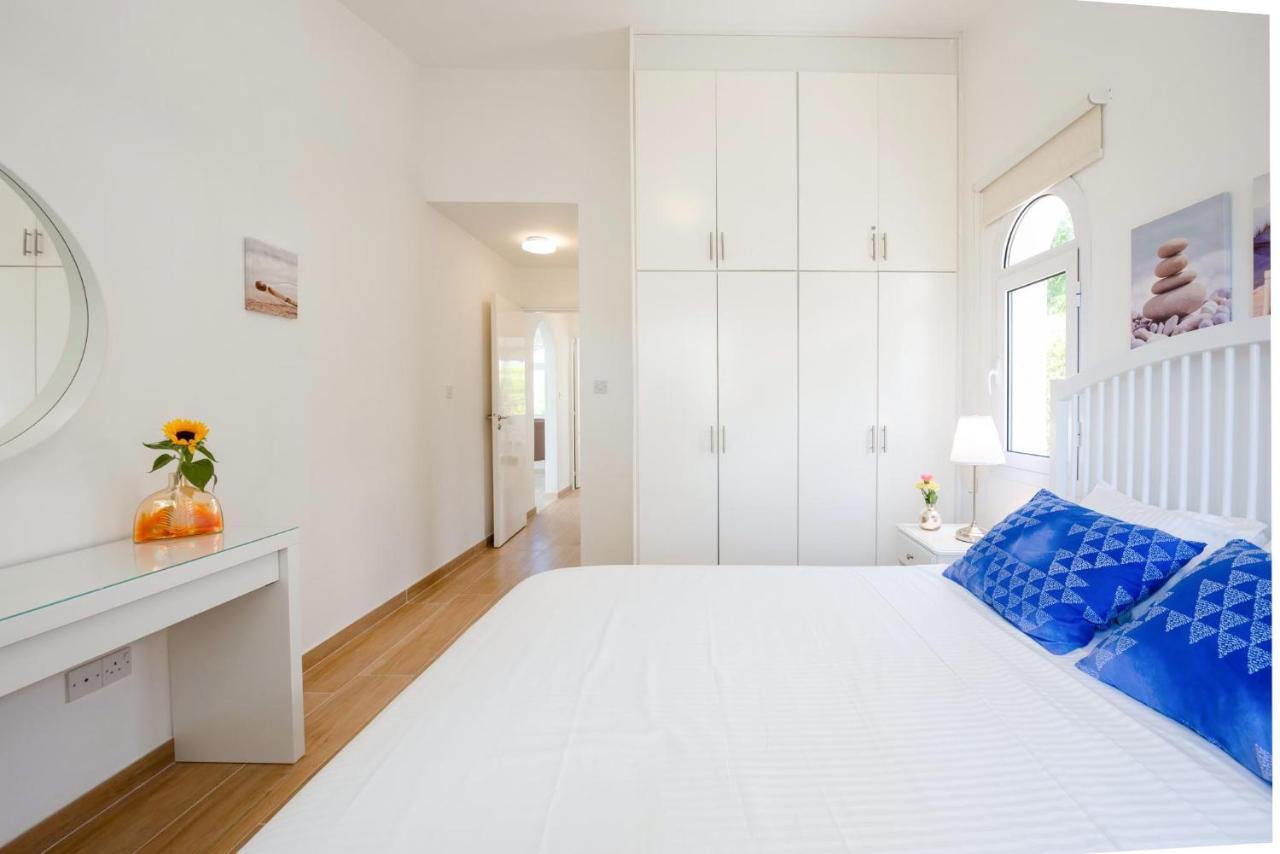 Bungalow Mikaella By Ezoria Villas Coral Bay Ngoại thất bức ảnh