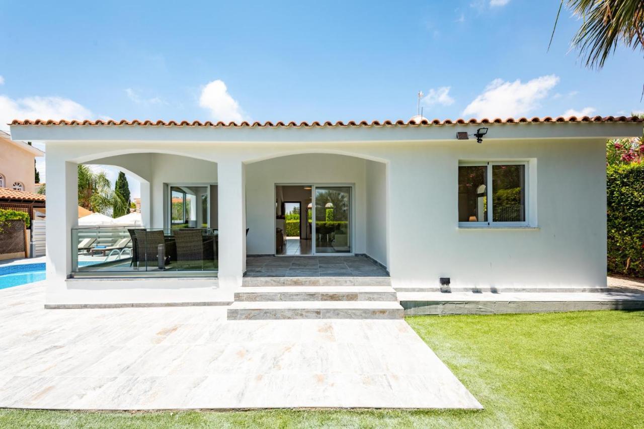 Bungalow Mikaella By Ezoria Villas Coral Bay Ngoại thất bức ảnh