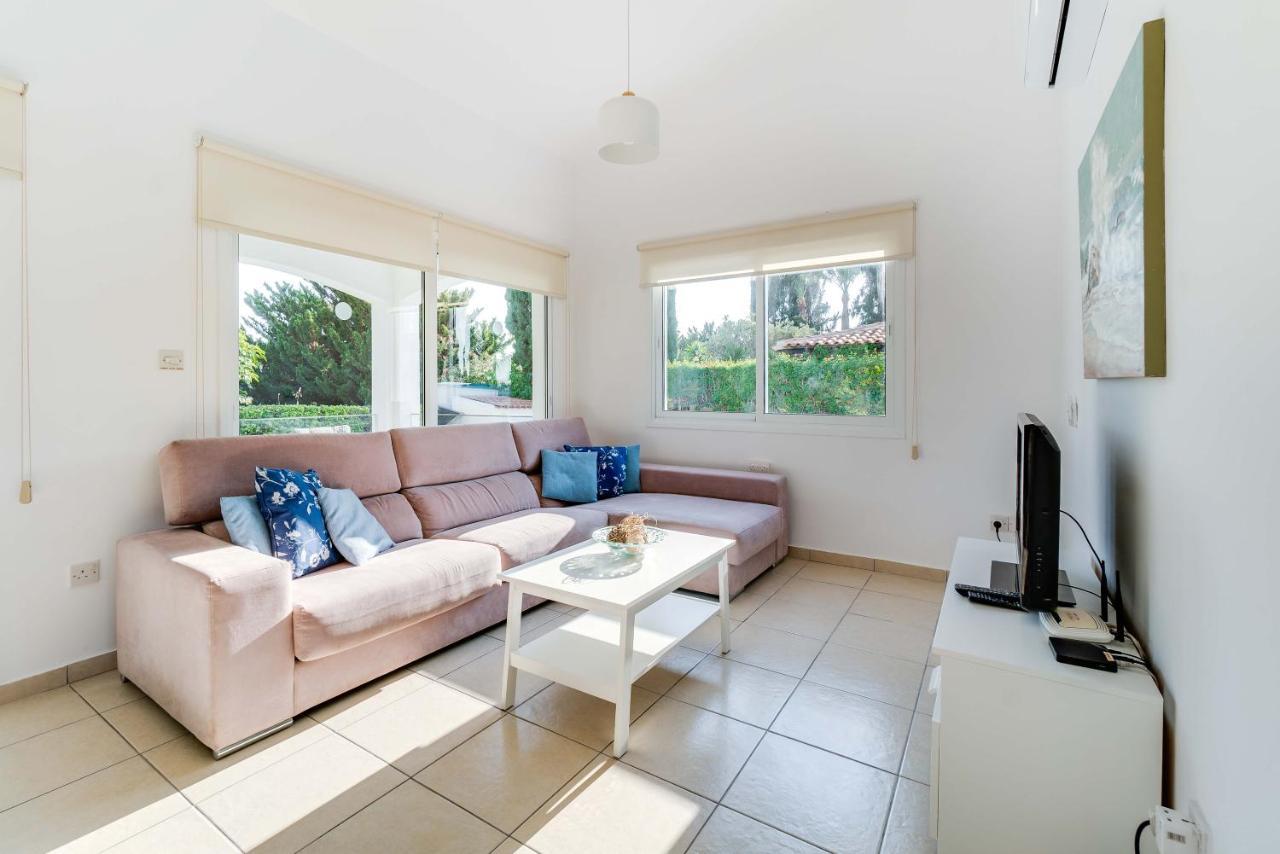 Bungalow Mikaella By Ezoria Villas Coral Bay Ngoại thất bức ảnh